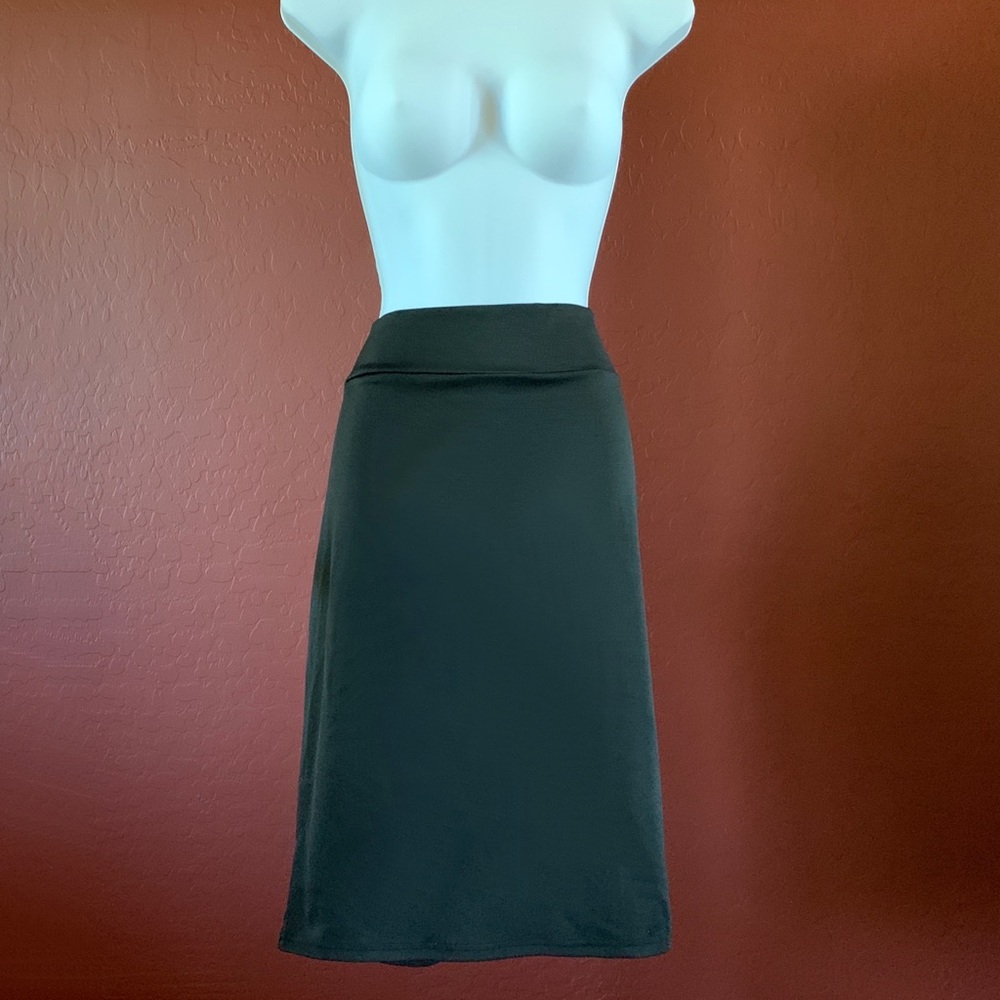 NWOT - HIGH WAISTED PENCIL SKIRT